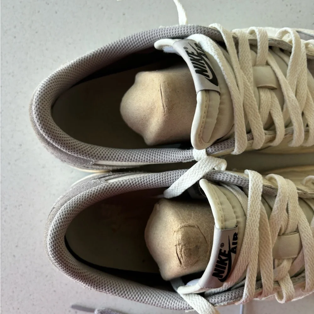 Nike classic low